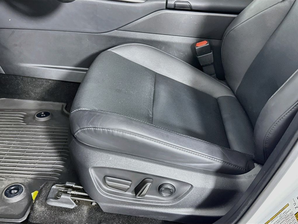 Used 2023 Toyota Crown Sedan