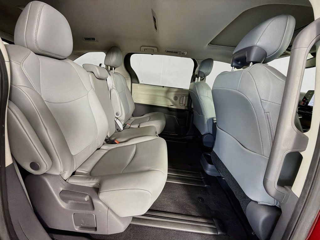 Used 2021 Toyota Sienna Van
