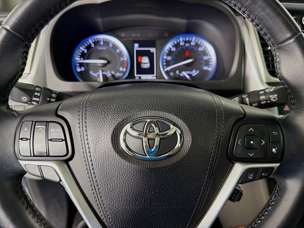Used 2018 Toyota Highlander SUV