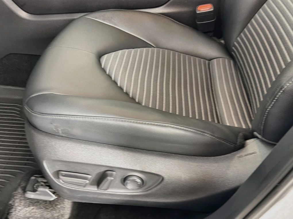 Used 2025 Toyota Highlander SUV