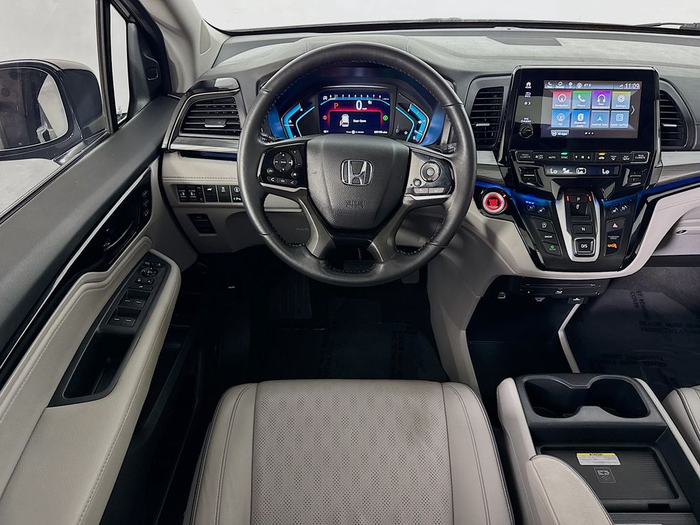 Used 2024 Honda Odyssey Van
