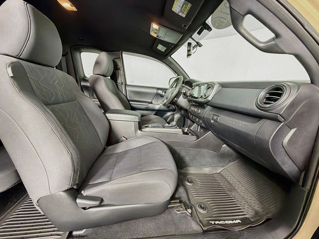 Used 2016 Toyota Tacoma Truck