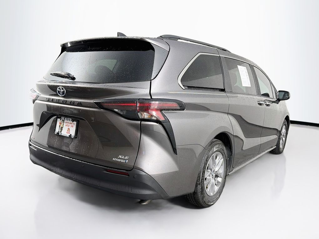 Used 2023 Toyota Sienna Van