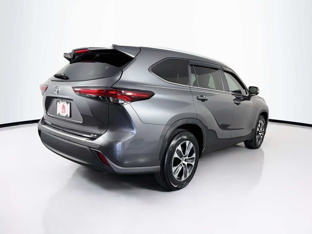 Used 2024 Toyota Highlander SUV