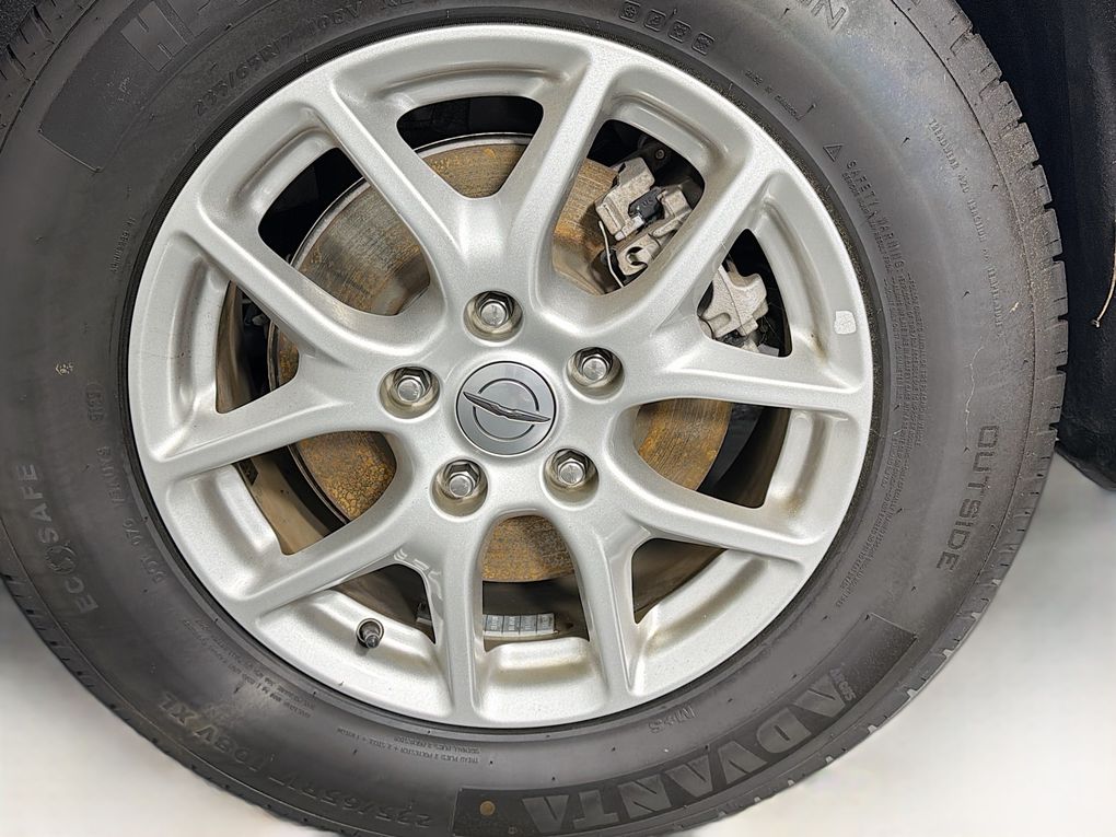 Used 2023 Chrysler Voyager Van