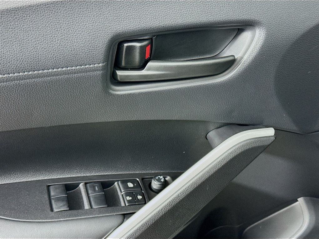 Used 2025 Toyota Corolla Cross SUV