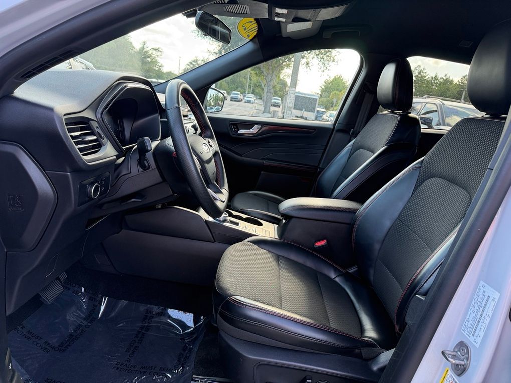 Used 2025 Ford Escape SUV