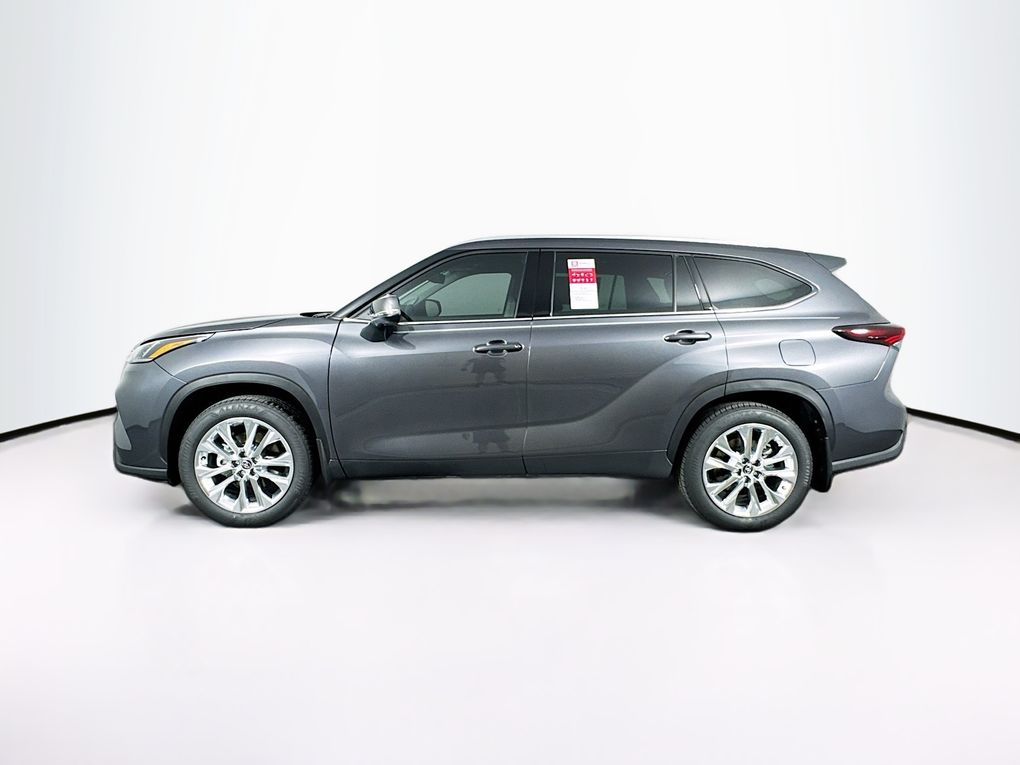 Used 2025 Toyota Highlander SUV