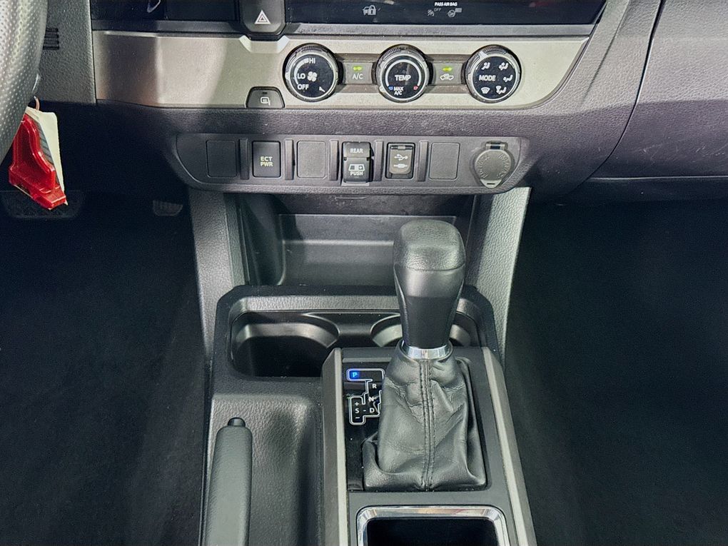 Used 2018 Toyota Tacoma Truck