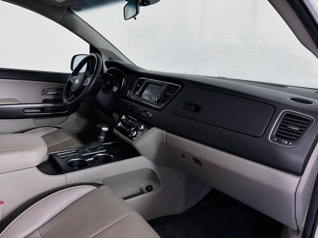 Used 2021 Kia Sedona Van