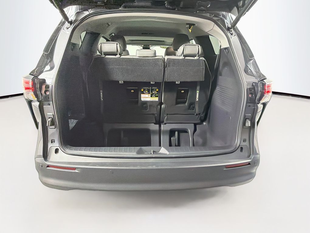 Used 2025 Toyota Sienna Van