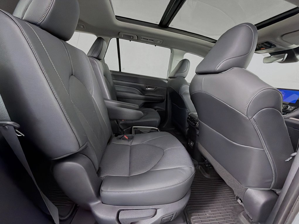 Used 2026 Toyota Grand Highlander Hybrid SUV