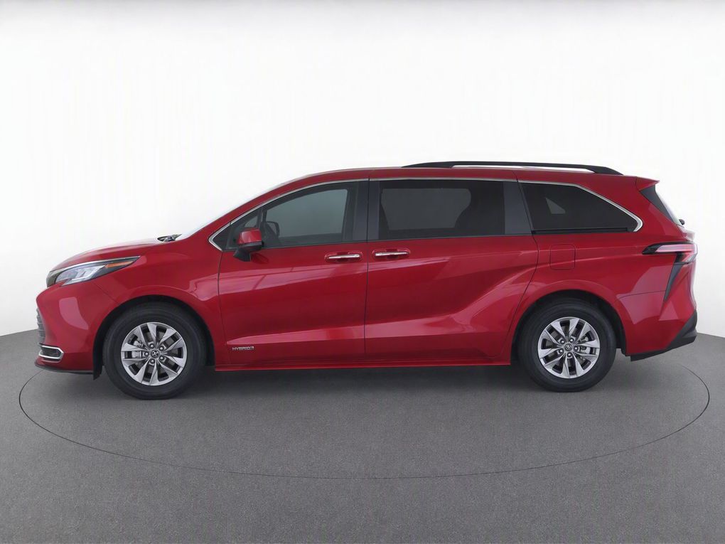 Used 2021 Toyota Sienna Van