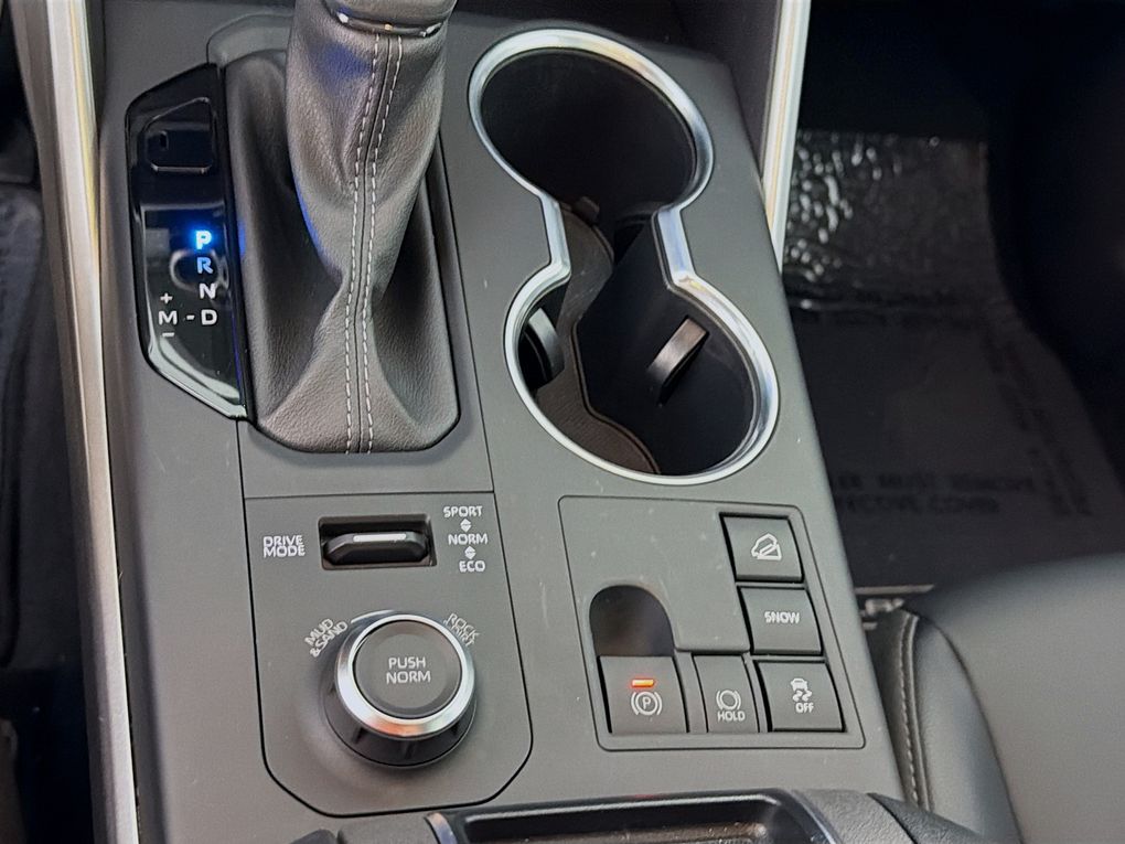 Used 2025 Toyota Highlander SUV