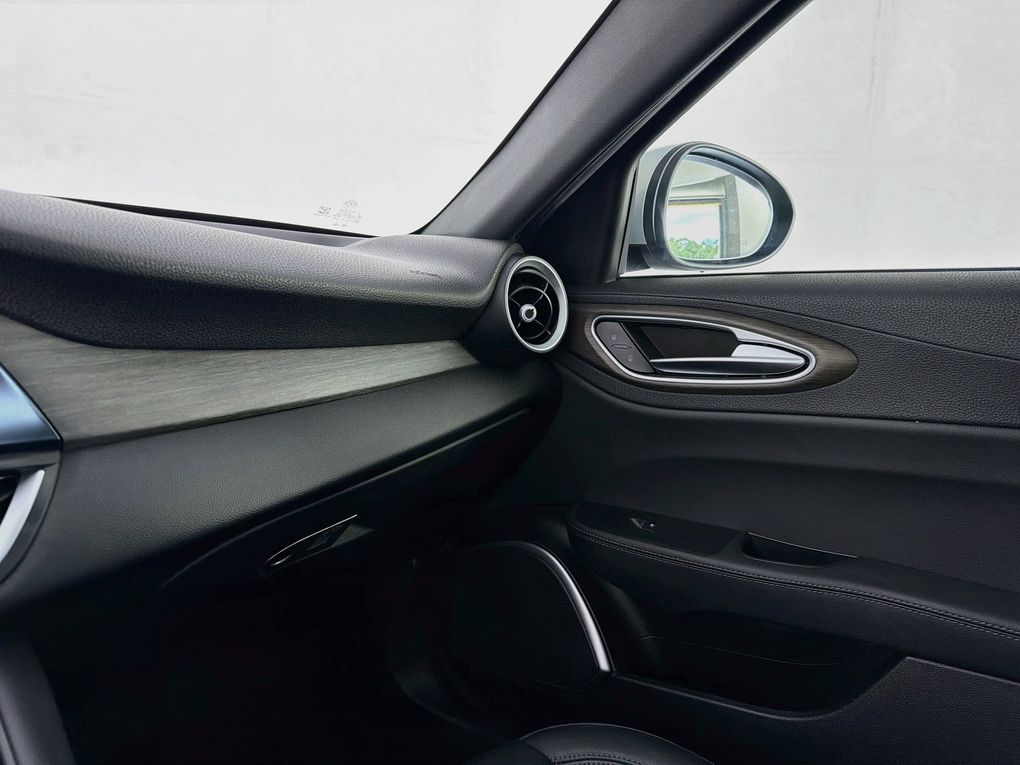 Used 2022 Alfa romeo Giulia Sedan