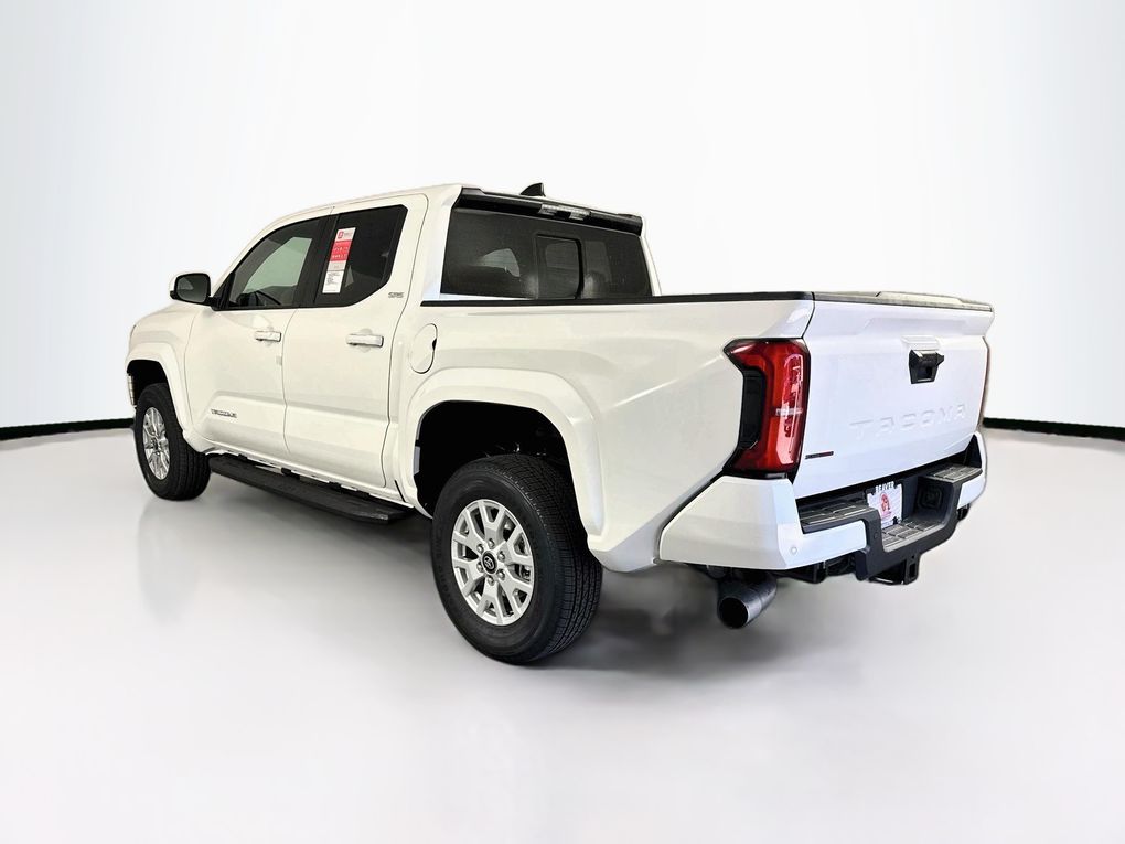 2026 Toyota Tacoma SR5 - Photo 6