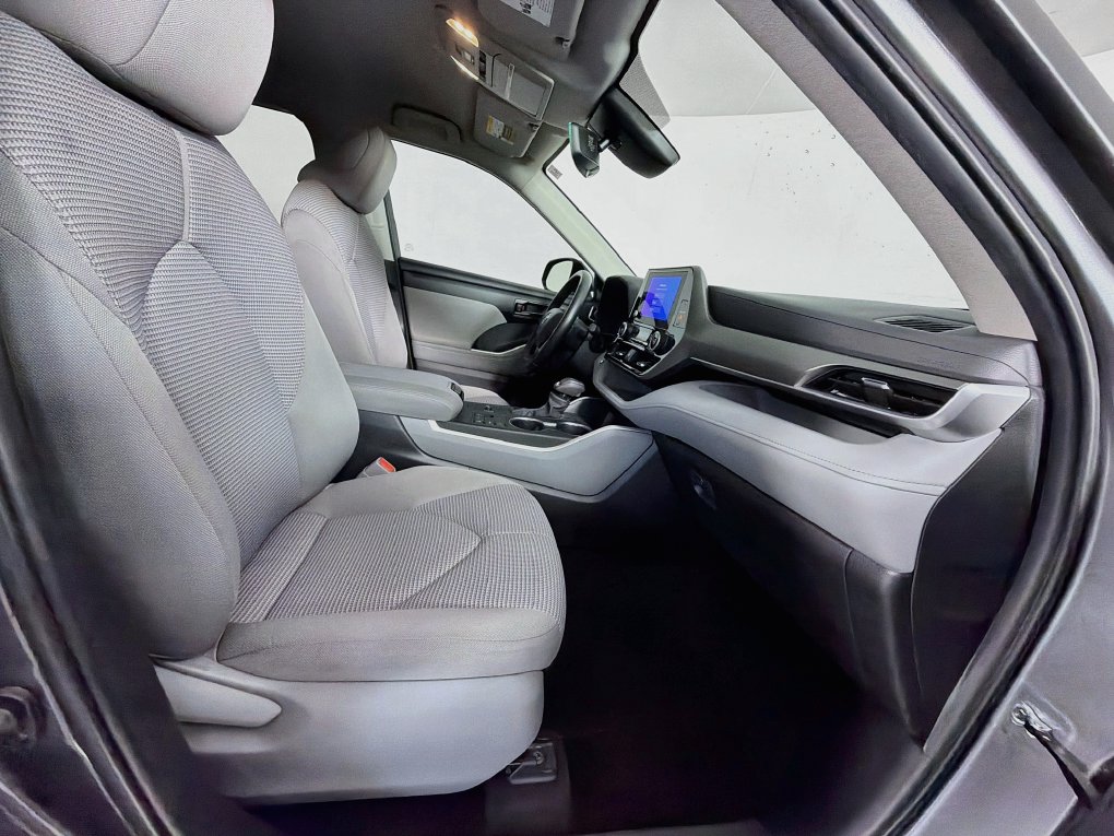 Used 2023 Toyota Highlander SUV