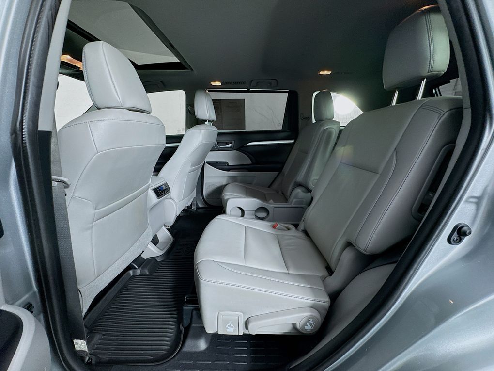 Used 2019 Toyota Highlander SUV