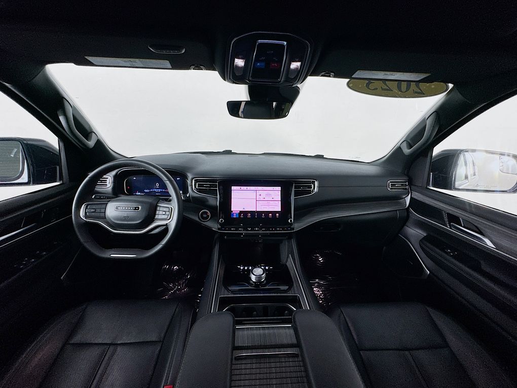Used 2023 Jeep Wagoneer L SUV