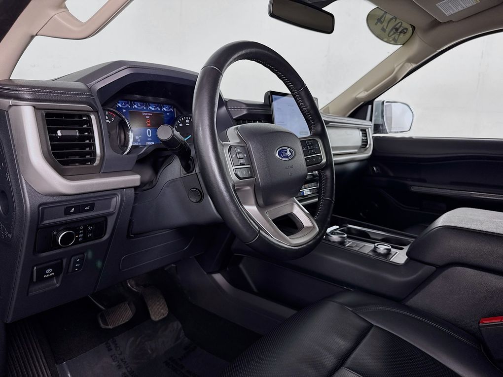 Used 2024 Ford Expedition SUV