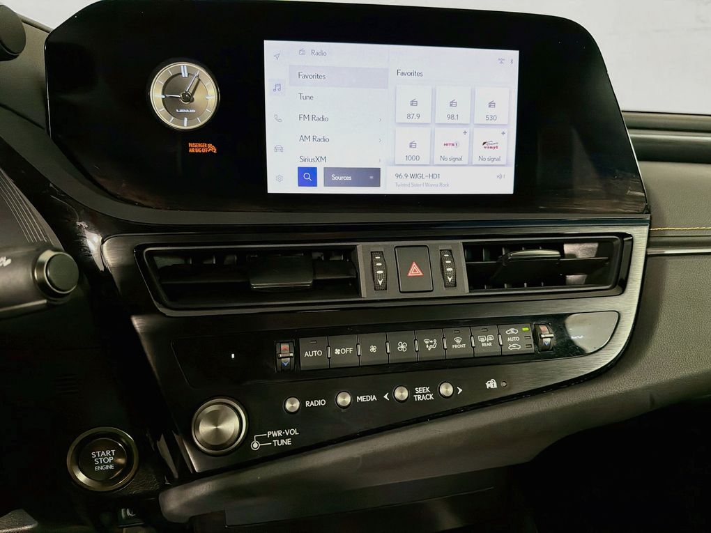 Used 2023 Lexus ES Sedan