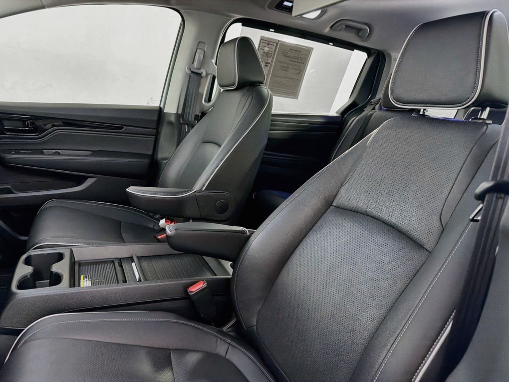 Used 2024 Honda Odyssey Van