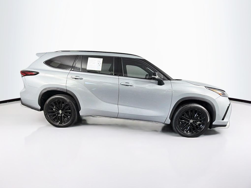 Used 2025 Toyota Highlander SUV