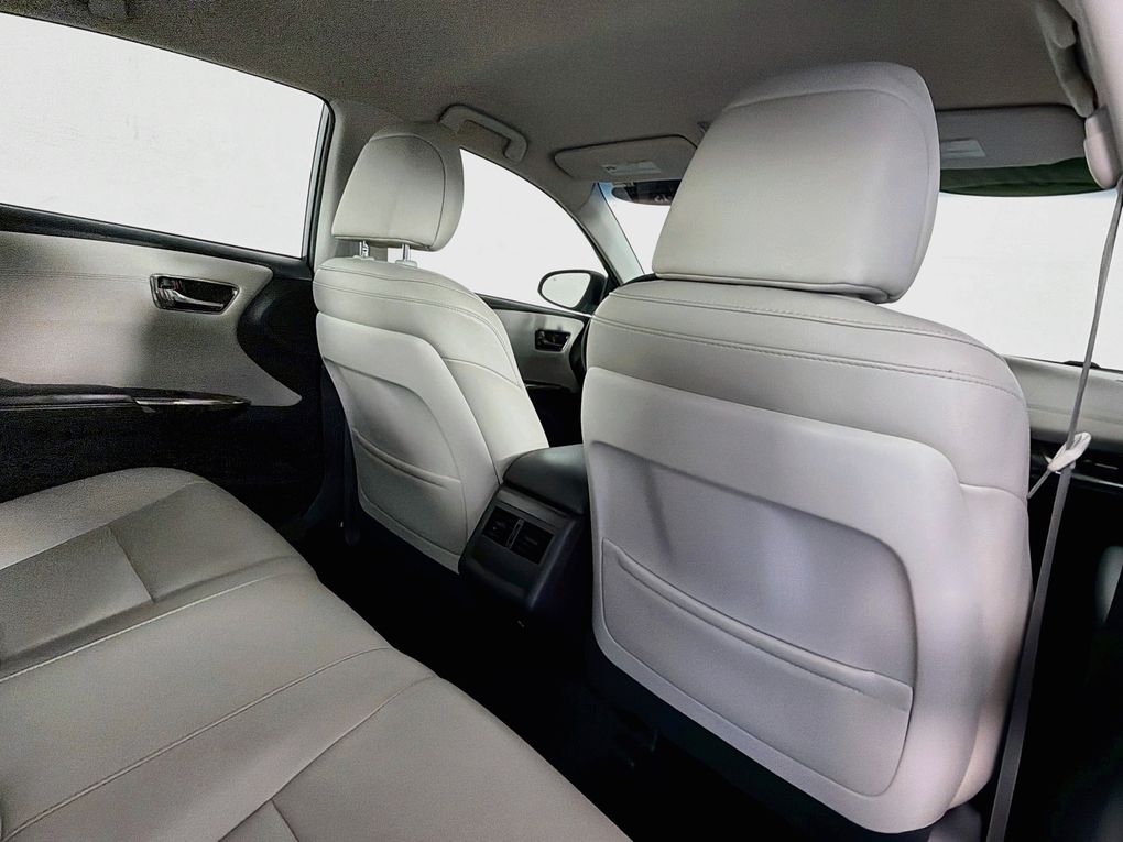 Used 2016 Toyota Avalon Sedan