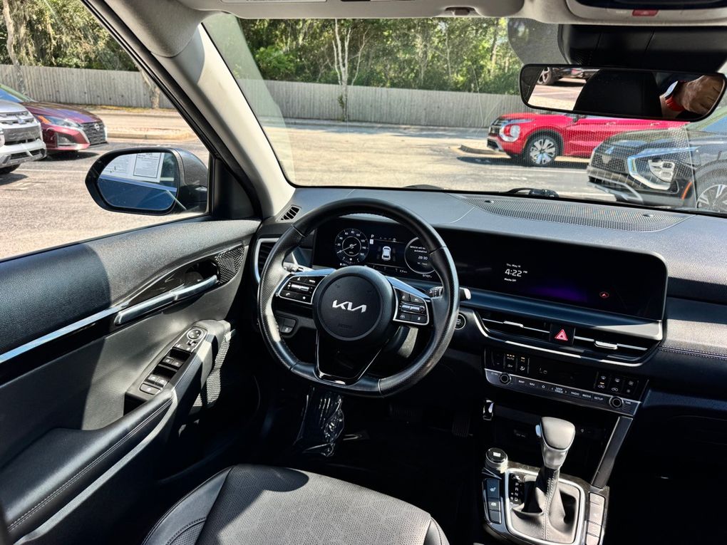 Used 2024 Kia Seltos SUV