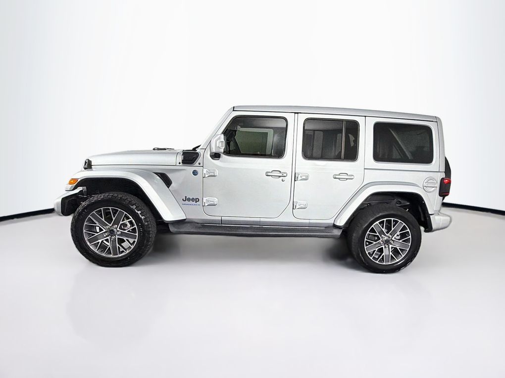 Used 2024 Jeep Wrangler SUV