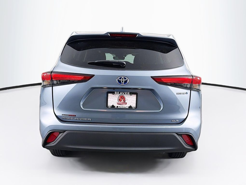 Used 2021 Toyota Highlander Hybrid SUV