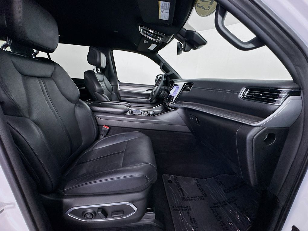 Used 2023 Jeep Wagoneer L SUV