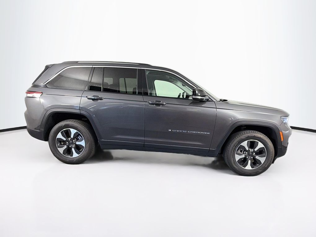 Used 2024 Jeep Grand Cherokee SUV