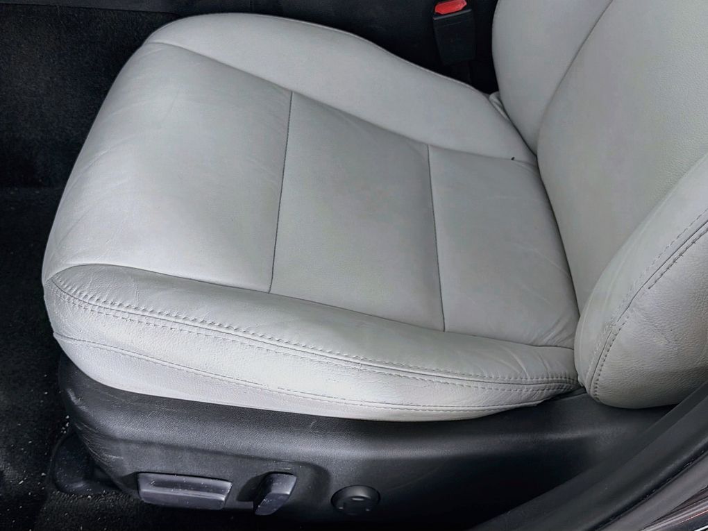 Used 2016 Toyota Avalon Sedan