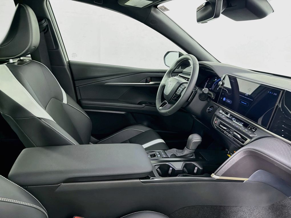 Used 2025 Toyota Camry Sedan
