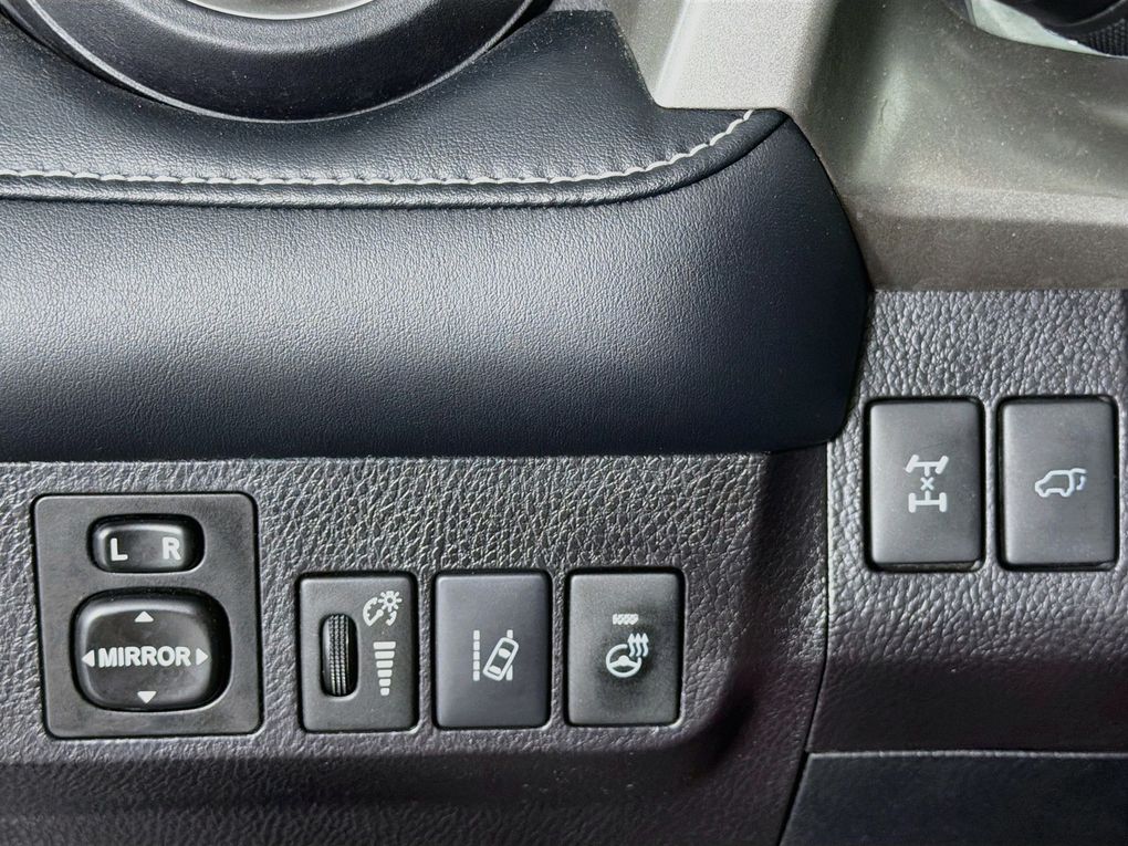 Used 2018 Toyota RAV4 SUV