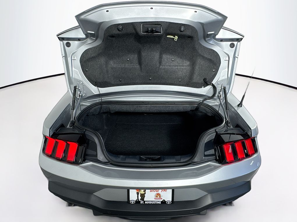 Used 2024 Ford Mustang Convertible