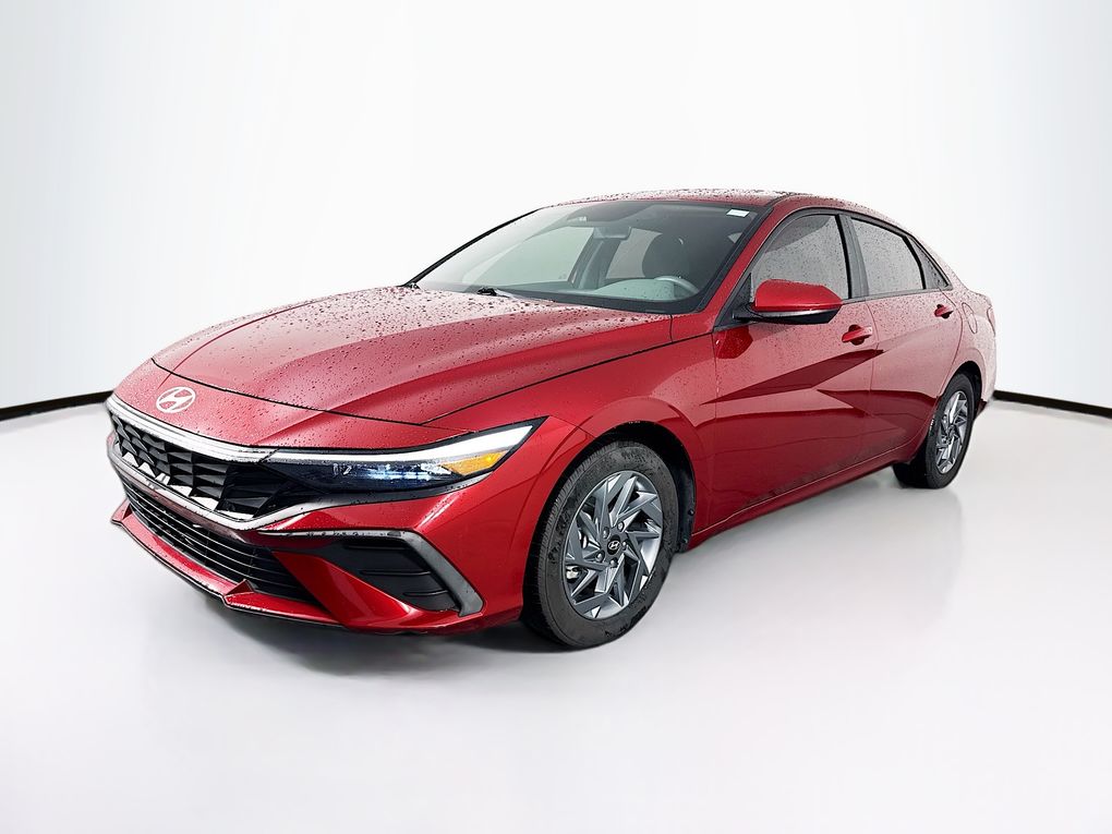 Used 2024 Hyundai Elantra Sedan
