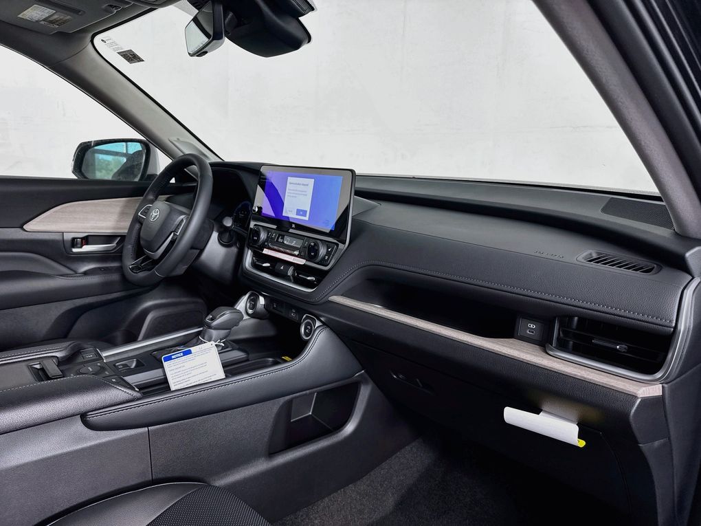 Used 2026 Toyota Grand Highlander Hybrid SUV