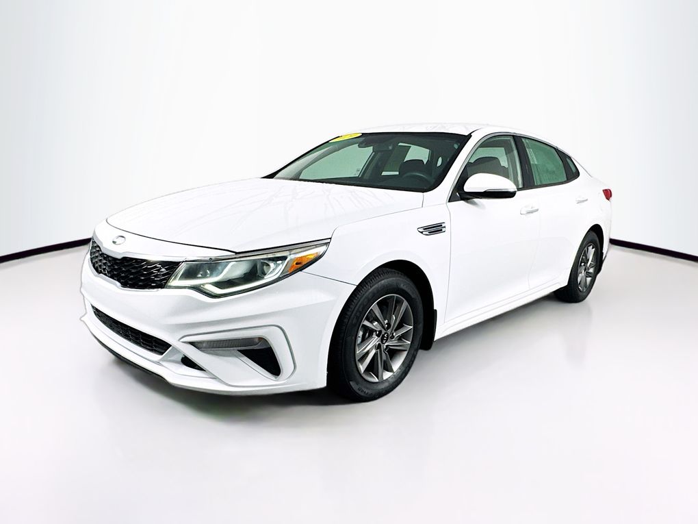 2020 Kia Optima LX photo 2