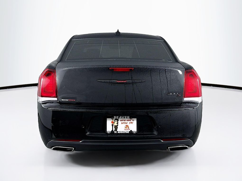 Used 2023 Chrysler 300 Sedan