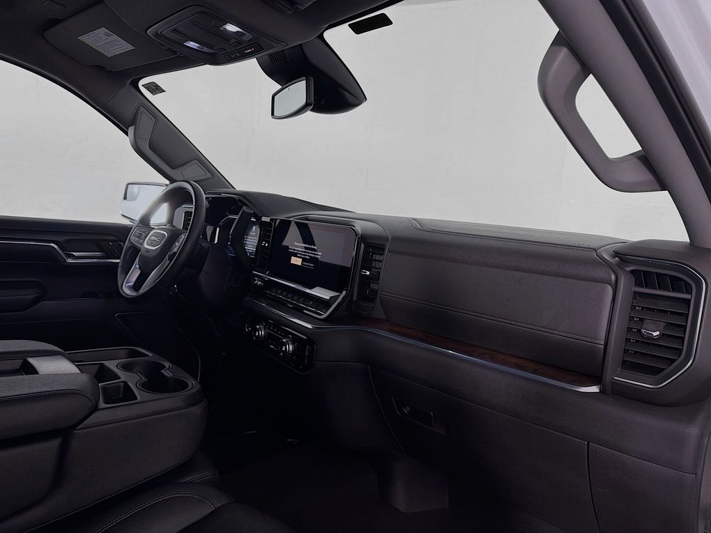 2024 GMC Sierra 1500 SLT - Photo 31