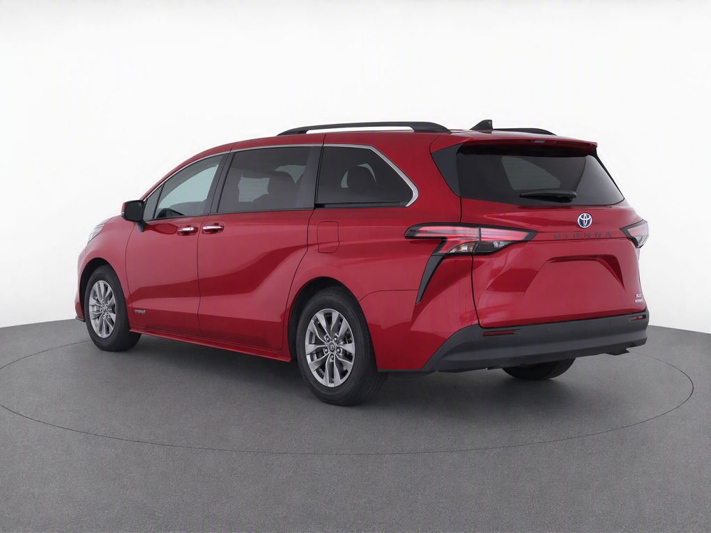 Used 2021 Toyota Sienna Van