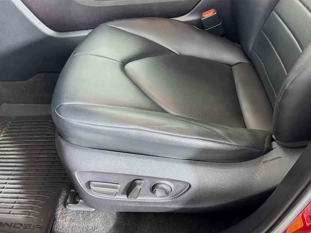 Used 2023 Toyota Highlander SUV