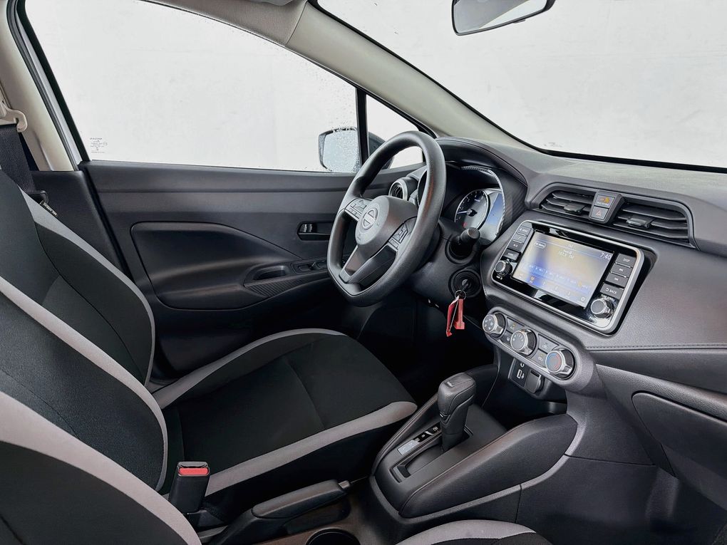 Used 2025 Nissan Versa Sedan