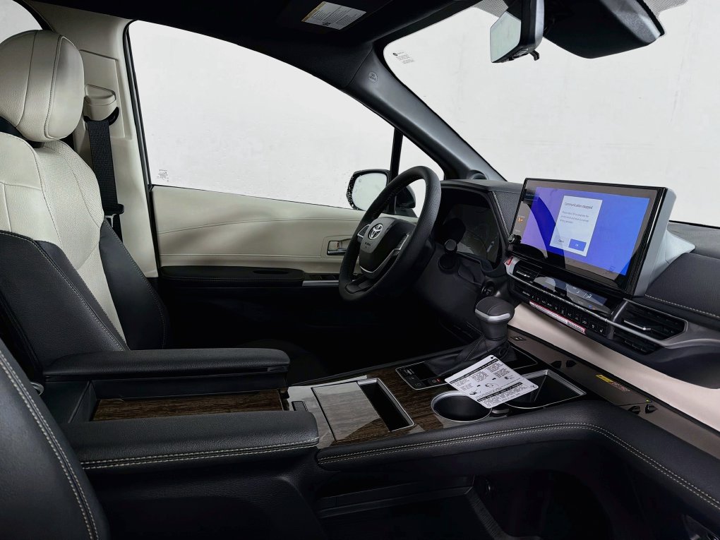 New 2026 Toyota Sienna Van