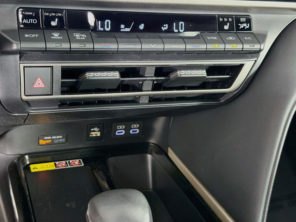 Used 2025 Toyota Camry Sedan