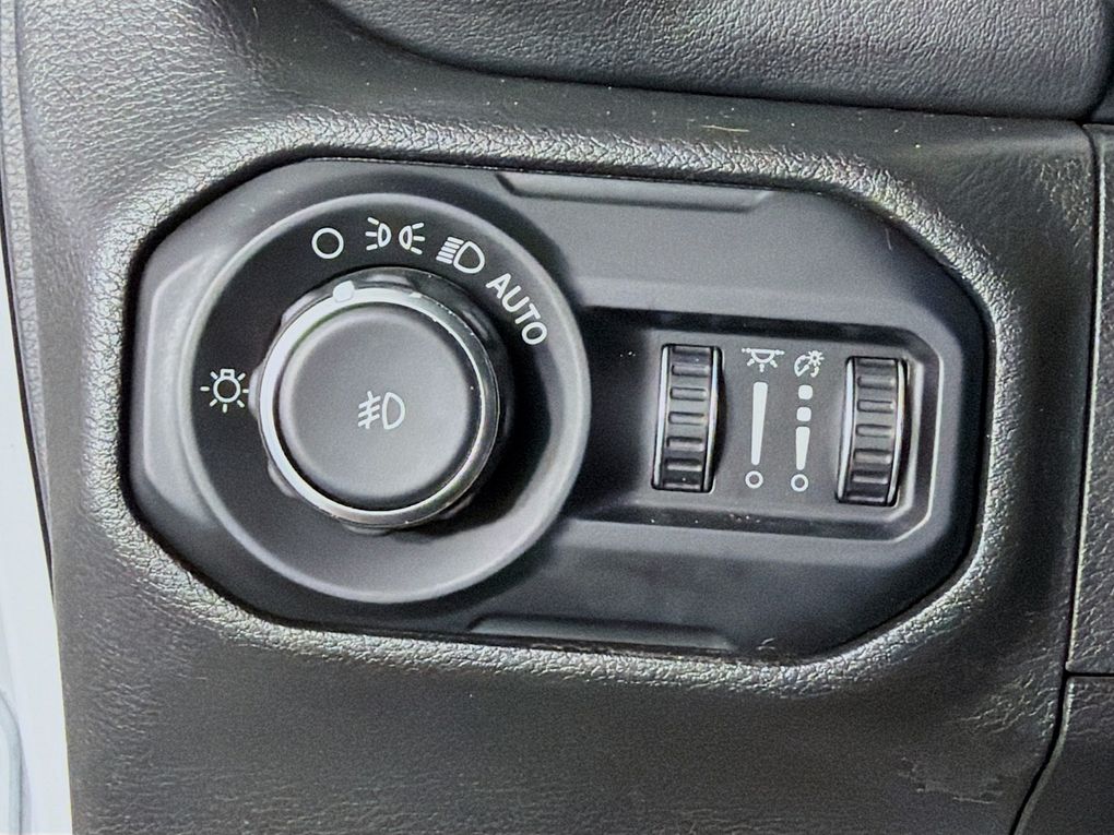 Used 2018 Jeep Wrangler SUV