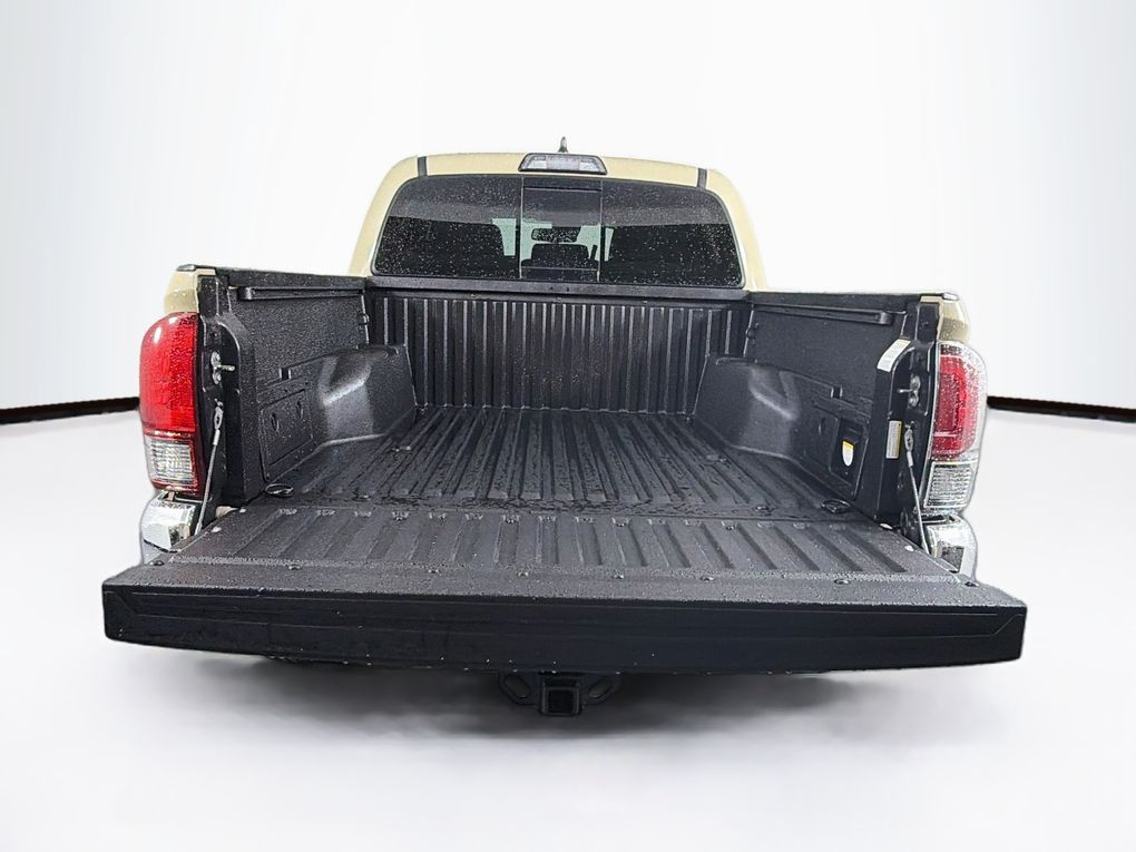 Used 2018 Toyota Tacoma Truck