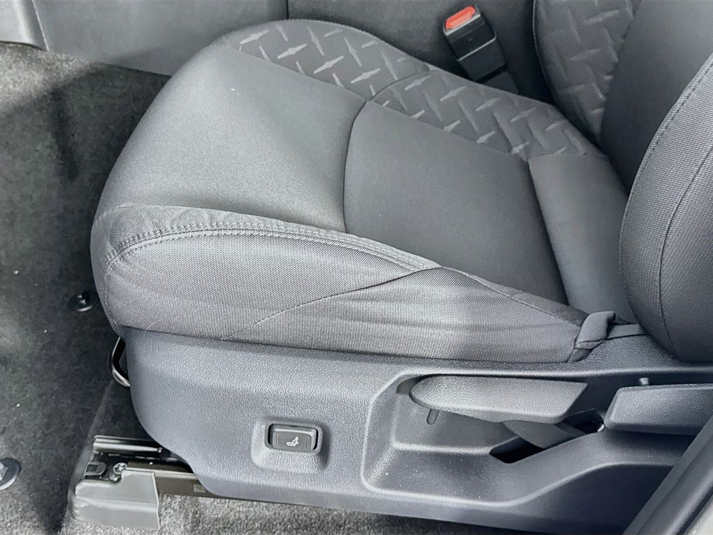 2026 Toyota Tacoma SR5 - Photo 23